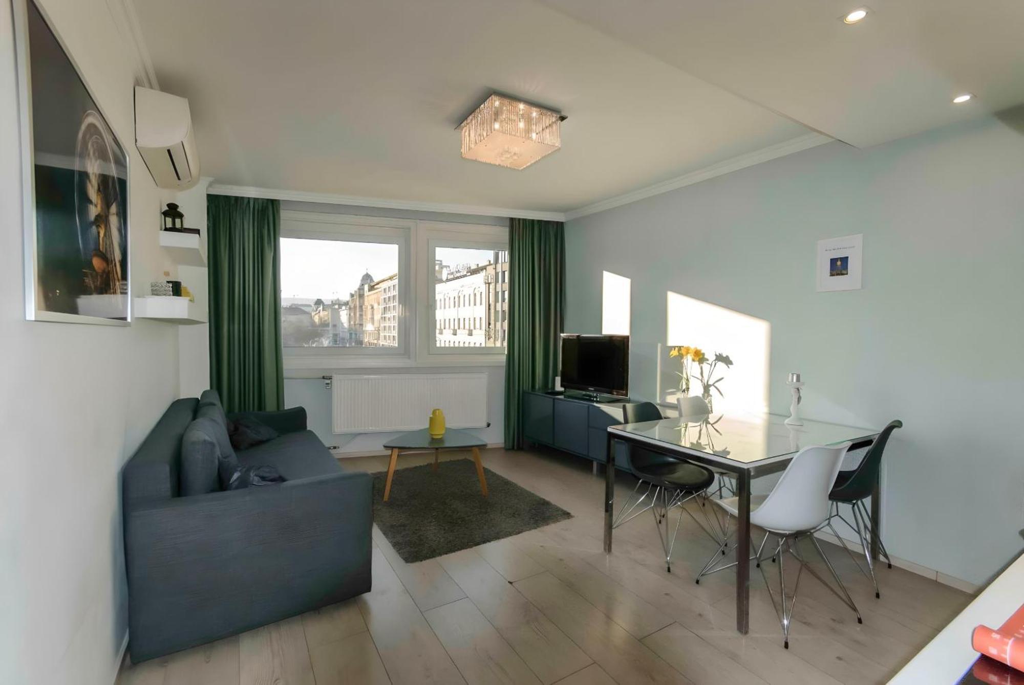 Big Wheel Panoramica Apartment บูดาเปสต์ ภายนอก รูปภาพ