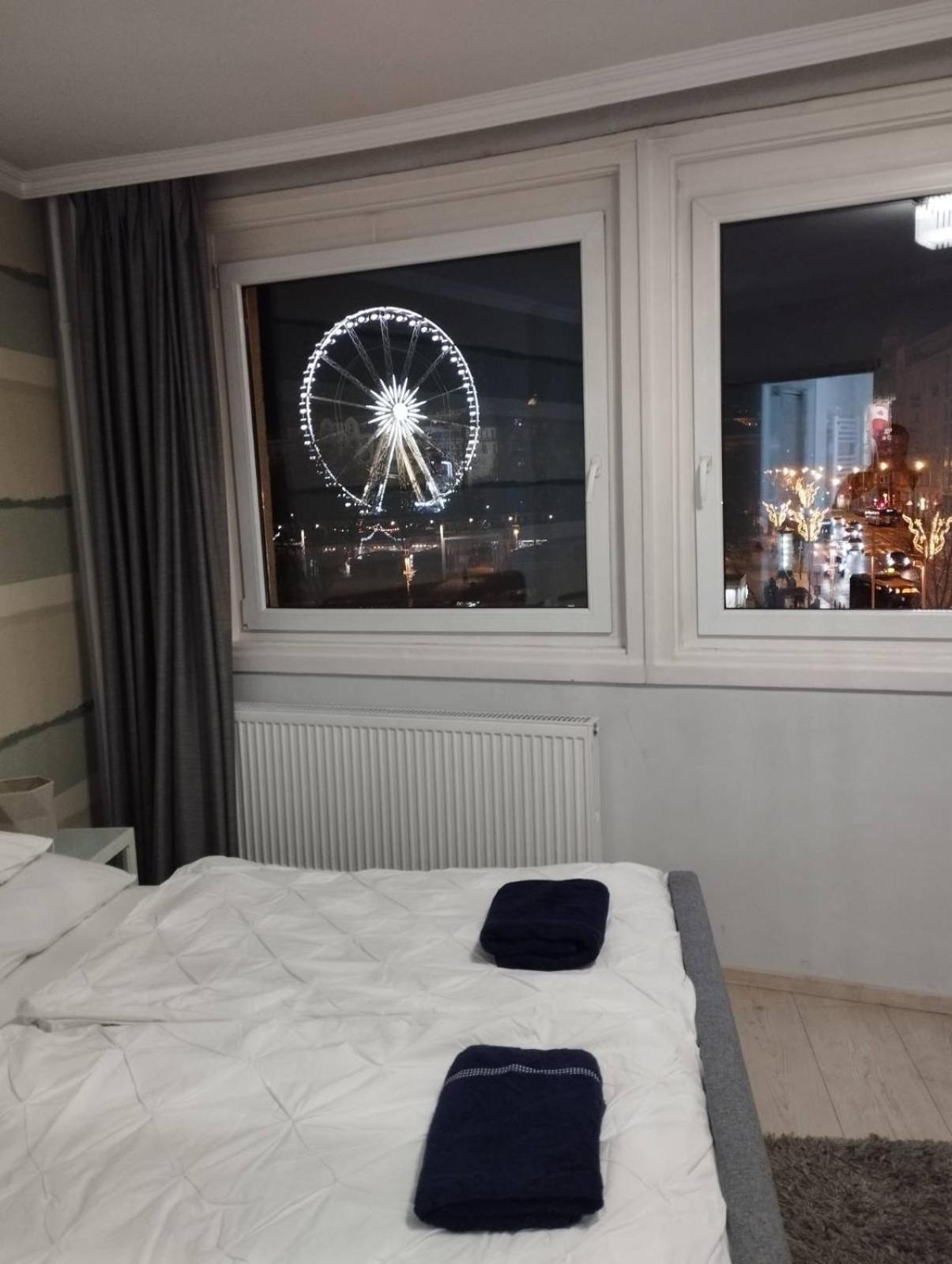 Big Wheel Panoramica Apartment บูดาเปสต์ ภายนอก รูปภาพ